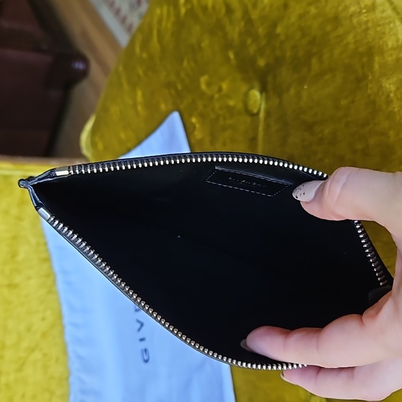 GIVENCHY Large Persian Print Pouch - Picture 6 of 8